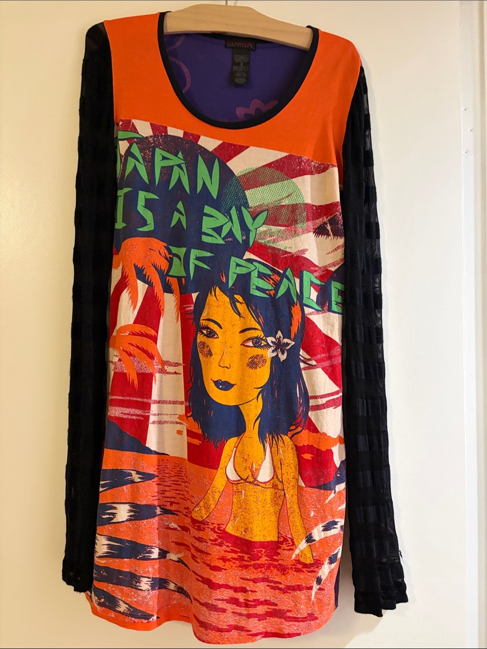 Custo Barcelona Japan is a bay of Peace print dress